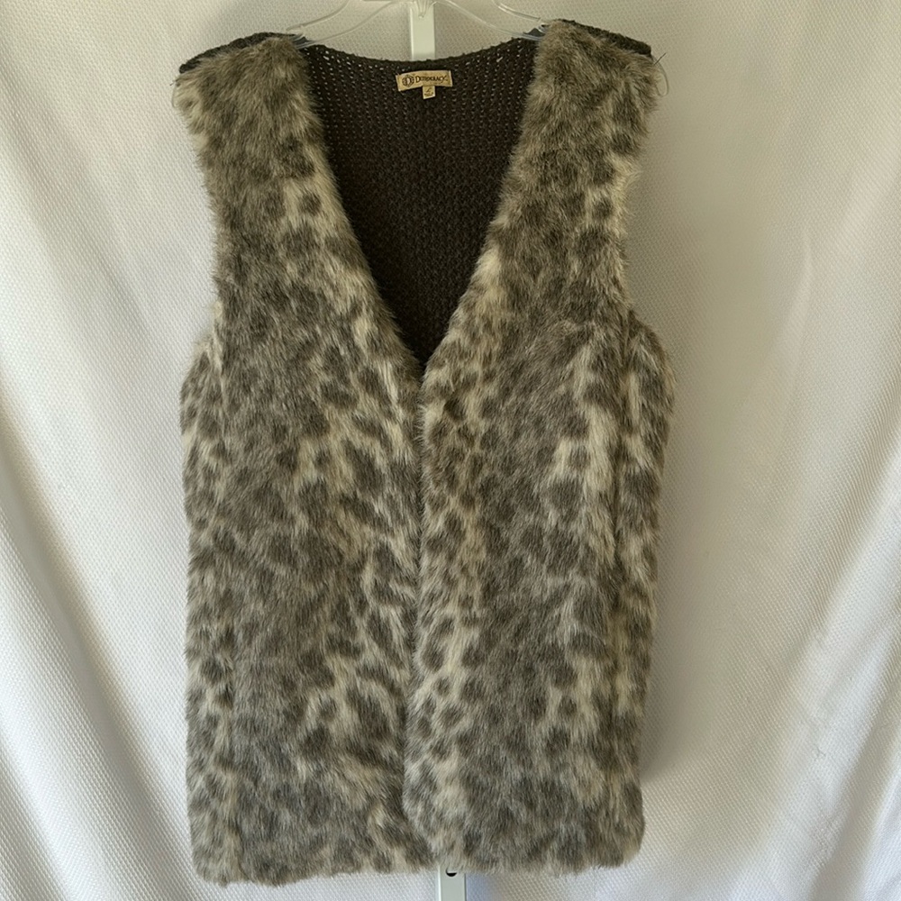 Democracy Woman’s Size Large Faux Fur Front Knit Back Animal Print Vest